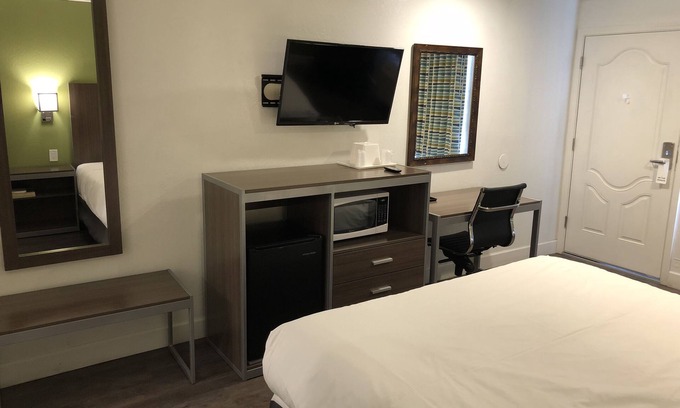 Gilroy Hotel | Gilroy Inn