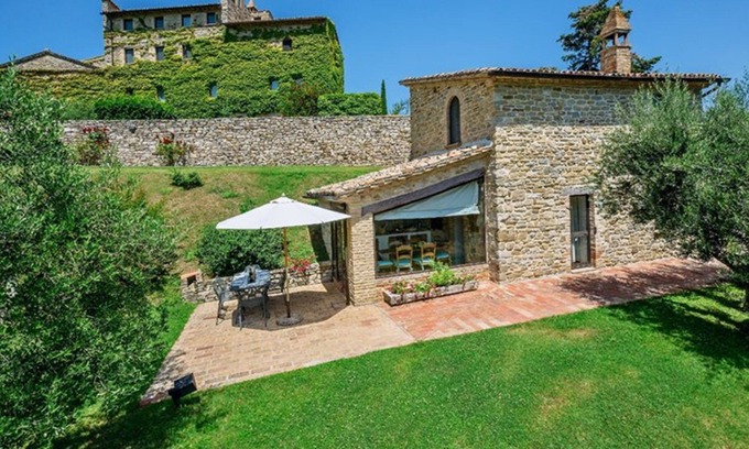 Umbertide Apartment | Ginestre - Luxury Vacation Rental in Umbertide