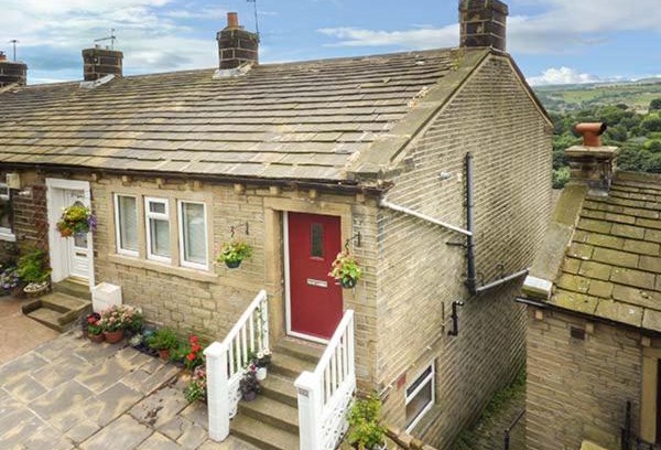 Ainley Top House | Ginnel Corner