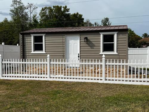 Poinciana Apartment | Giselle mini house