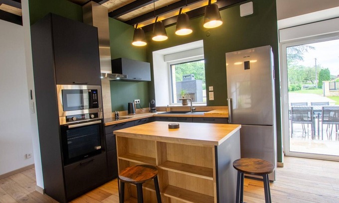 Anlhiac Cottage | Gite Anlhiac, 3 bedrooms, 4 persons