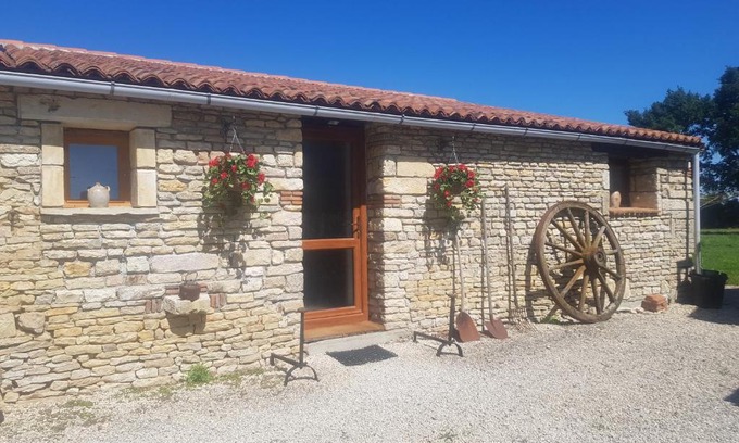 Mauprevoir House | Gite at Mauprevoir