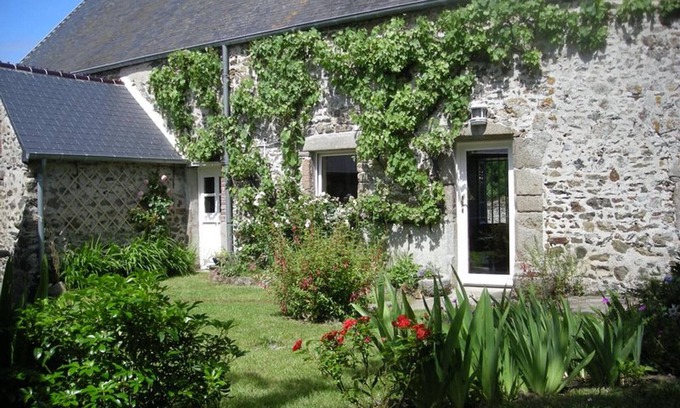 Blainville-sur-Mer Cottage | Gite Blainville-sur-Mer, 3 bedrooms, 6 persons