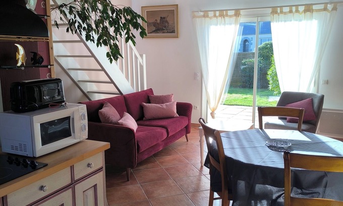Ploudalmezeau House | Gite Camélias, 3 stars, 700m from the beach, Portsall, Lampaul Ploudalmezeau
