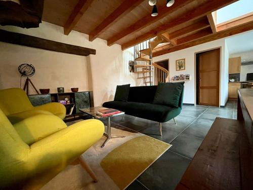 Berrien House | Gite de la mare aux sangliers Huelgoat