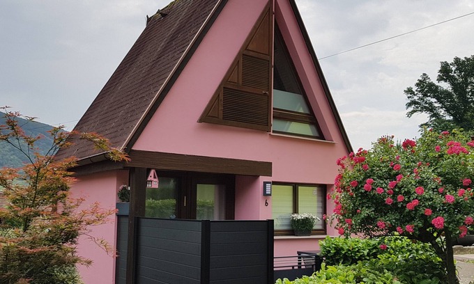 Kaysersberg-Vignoble Cottage | Gite in Kaysersberg, Individual Pavilion; Near Colmar, Haut Rhin