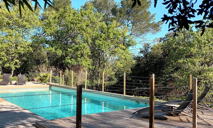 Besse-sur-Issole House | Gîte in the heart of nature and in absolute calm for couples (+ possibly young children)