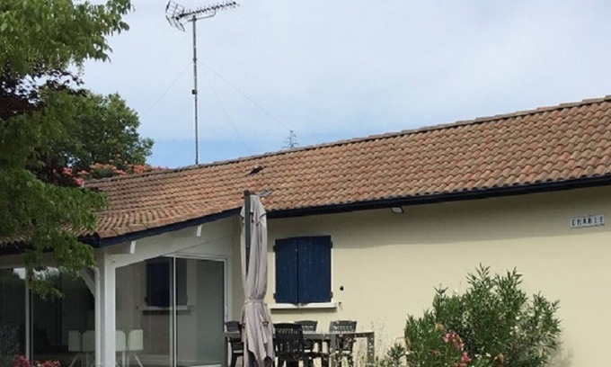 Sainte-Eulalie-en-Born House | Gite Sainte-Eulalie-en-Born, 2 bedrooms, 4 persons