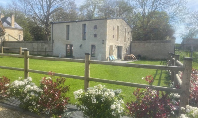 Periers-sur-le-Dan House | Gite Spacieux Entre Caen ET LA MER Proximite Plage DU Debarquement