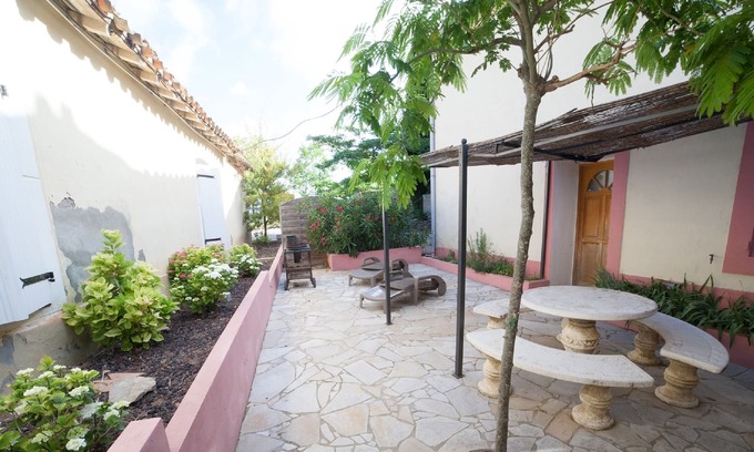 Badens House | Gîte Syrah for 6 people in the heart of the vineyard