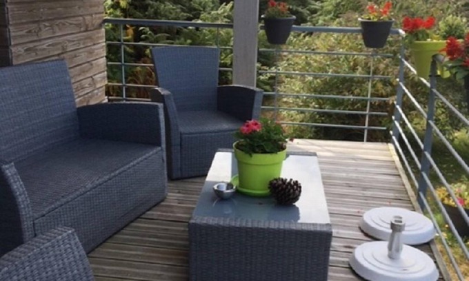 Tredrez-Locquemeau Cottage | Gite with garden, panoramic sea view and wifi fibre