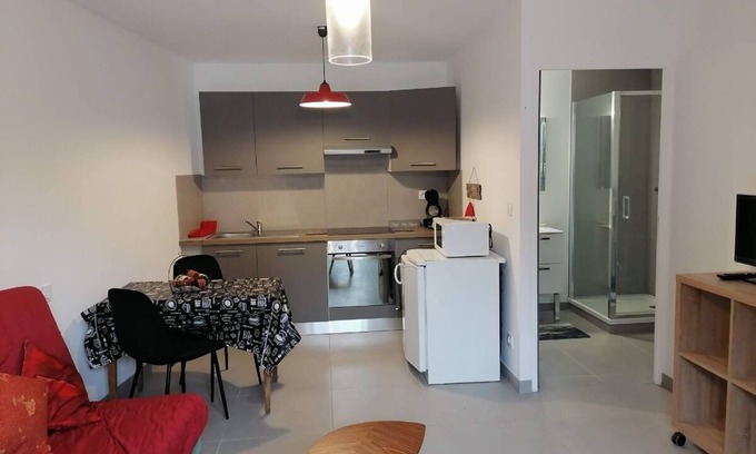 Arreau House | Gîtes chez Sylvie Comfortable studio in the heart of the village of arreau