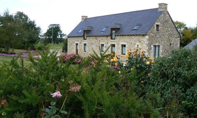 Henansal House | Gites le Frost