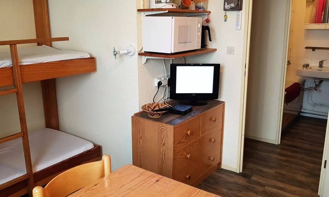 La Ferriere Apartment | Glacier Residence - Studio for 3 People