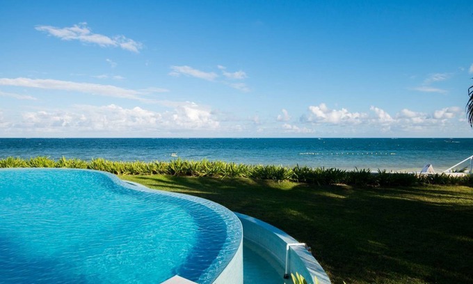 Puerto Morelos Villa | Glamor beachfront, Riviera Maya Deluxe Villa, Pto Morelos.