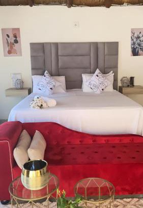 Phalaborwa House | Glamour C-rane lodge