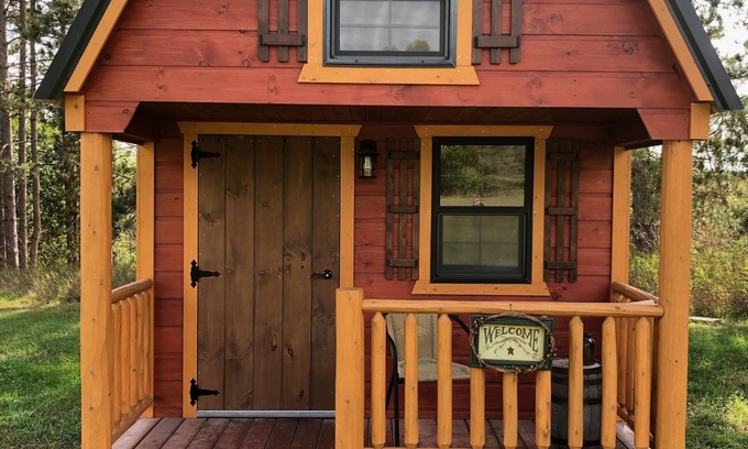 Thompsonville Cabin | GLAMPING Cabin next to Crystal Mountain and Betsie River