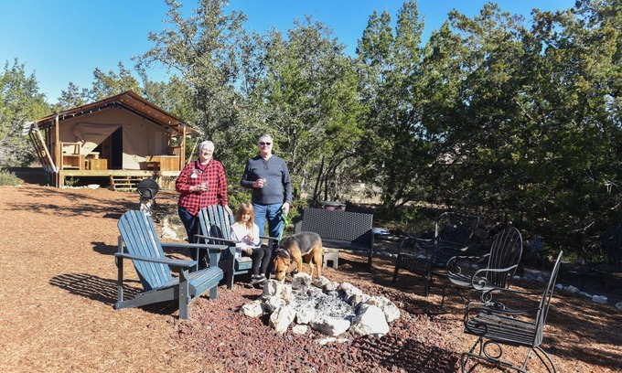 Johnson City RV Rental | Glamping with AC: Free Wine Tasting at 12 Fires