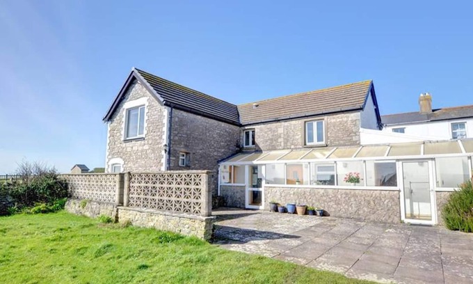 Southerndown House | Glanhafren in the beautiful Bridgend