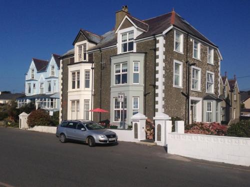 Criccieth Bed & Breakfast | Glanllifon B&B