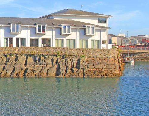 Porthmadog Apartment | Glaslyn Retreat