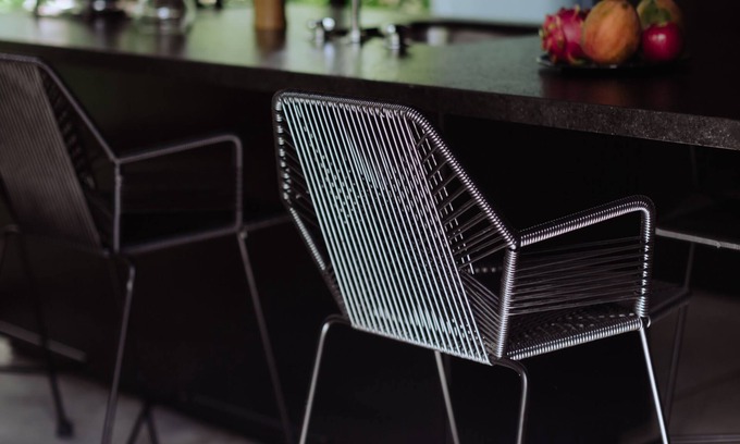 Leona Vicario Cottage | Glass 20.87