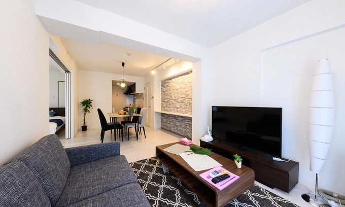 Chuo-ku Apartment | GLASS Yamahana EAST