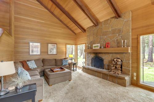 Black Butte Ranch House | Glaze Meadow 129