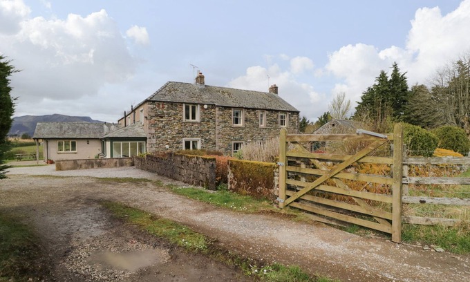 Penrith Cottage | GLEN COTTAGE, pet friendly, with open fire in Keswick