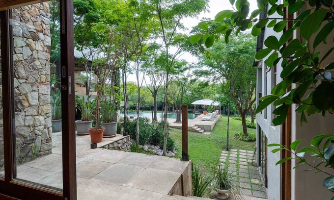 Greater Johannesburg Metropolitan Area Villa | Glenferness AH Villa