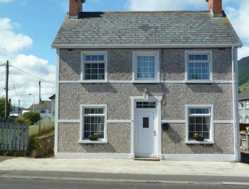 Waterfoot House | Glens of Antrim Beach House - On the Coast