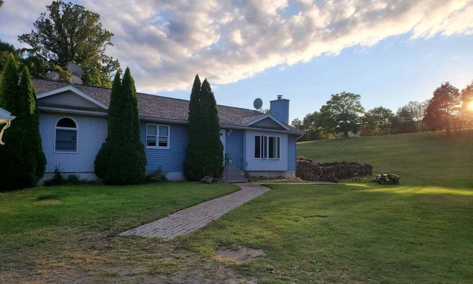Delaware Water Gap House | 🏠Glenwood Home🏠 4 Bedroom -2 Bathroom-56 acres