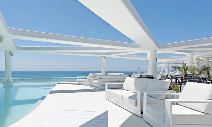 Canet de Berenguer Apartment | Global Properties: Modern flat with two terraces with sea and mountain views