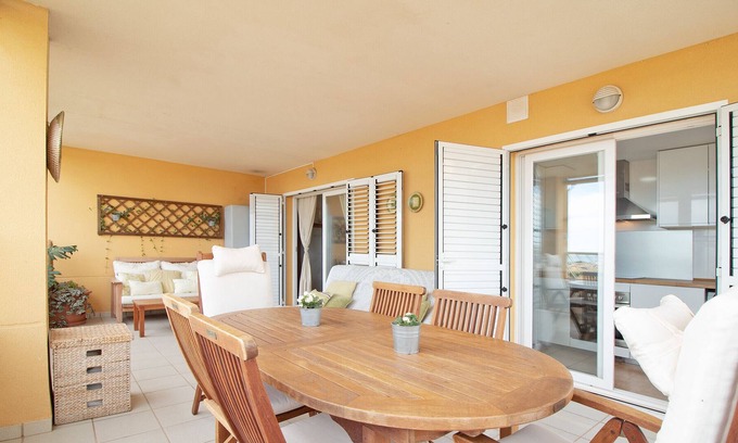 Playa de Almarda Apartment | Global Properties: Apartment with pool and large terrace on the beach