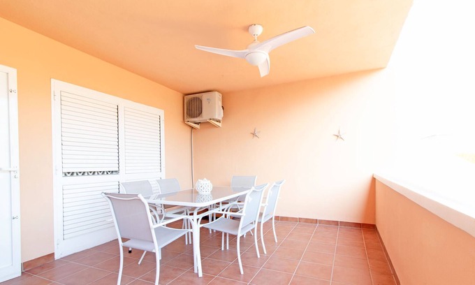 Playa de Almarda House | Global Properties: Cozy townhouse on Corinto beach
