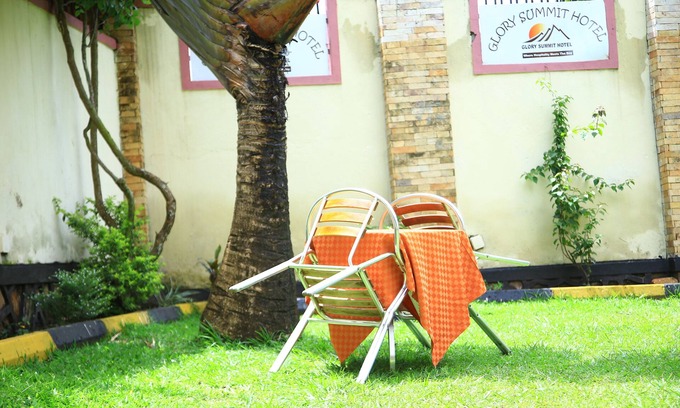 Hoima Hotel | GLORY SUMMIT HOTEL