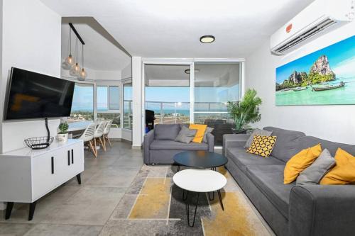 Migdal Apartment | Gluck House
