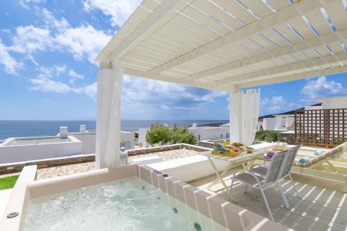 Paros Apartment | Glyfa Village