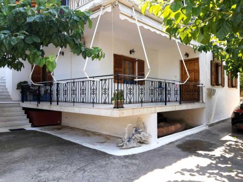 Dorida Apartment | Glyfada's Family Apartment