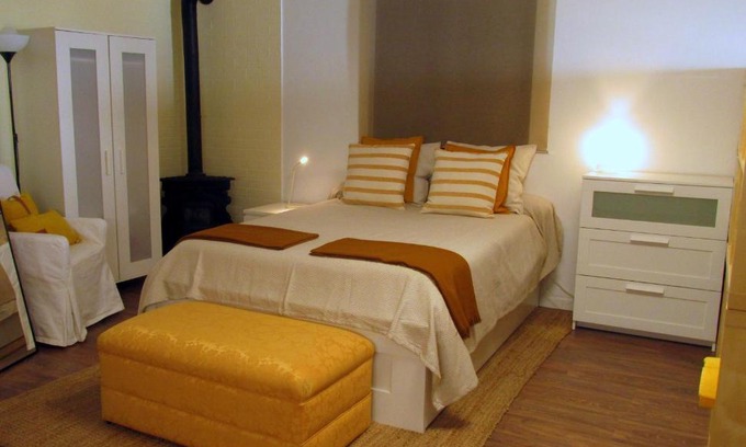Parede Villa | Go PT - Private challet with swimming pool and garden