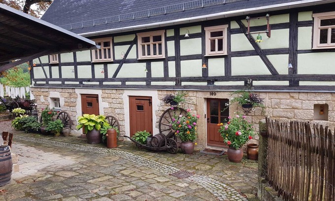 Kurort Gohrisch Apartment | Gohrischer Hof Anno 1798 Vacation in the middle of Saxon Switzerland