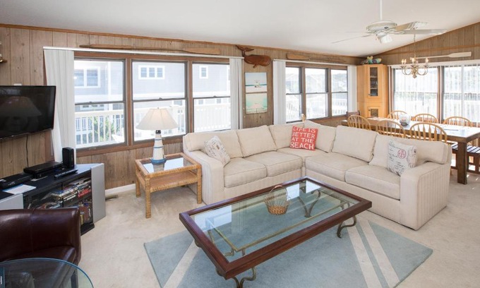 Sandbridge House | Going Coastal