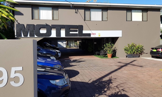 Bilinga Hotel | Gold Coast Airport Motel