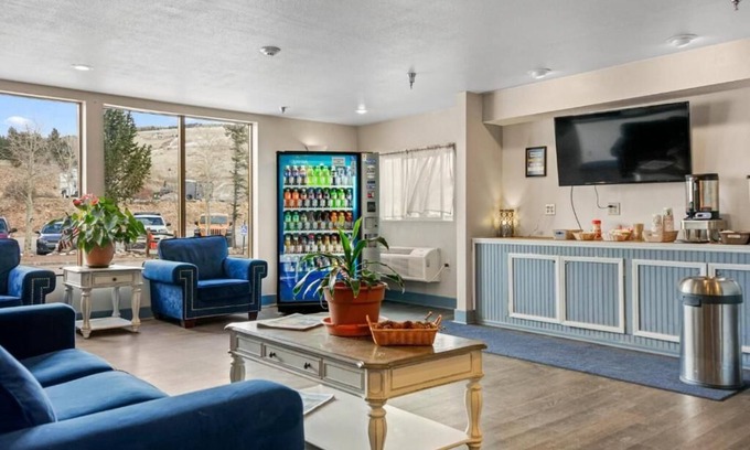 Cripple Creek Hotel | Gold King Mountain Inn