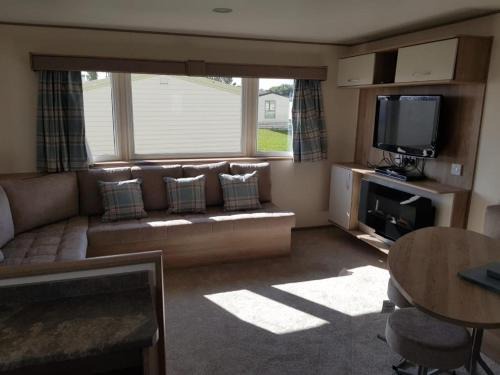 Dymchurch Resort | Gold Plus Caravan