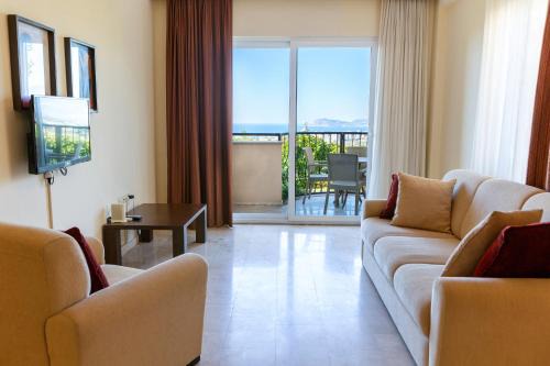 Kargicak Villa | Goldcity 2 Bedroom Villa with Free Aquapark