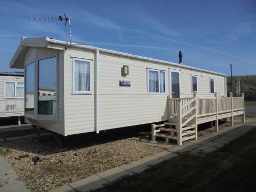 Chapel Saint Leonards House | Golden Anchor Parkstone 6 Berth, Central heated