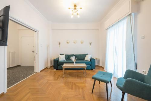 Vyronas Apartment | Golden Comfort By Greece Apartments
