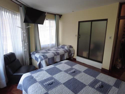 La Paz House | GOLDEN DREAMS