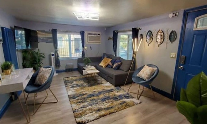 Southeastern Sacramento House | Golden Family Getaway